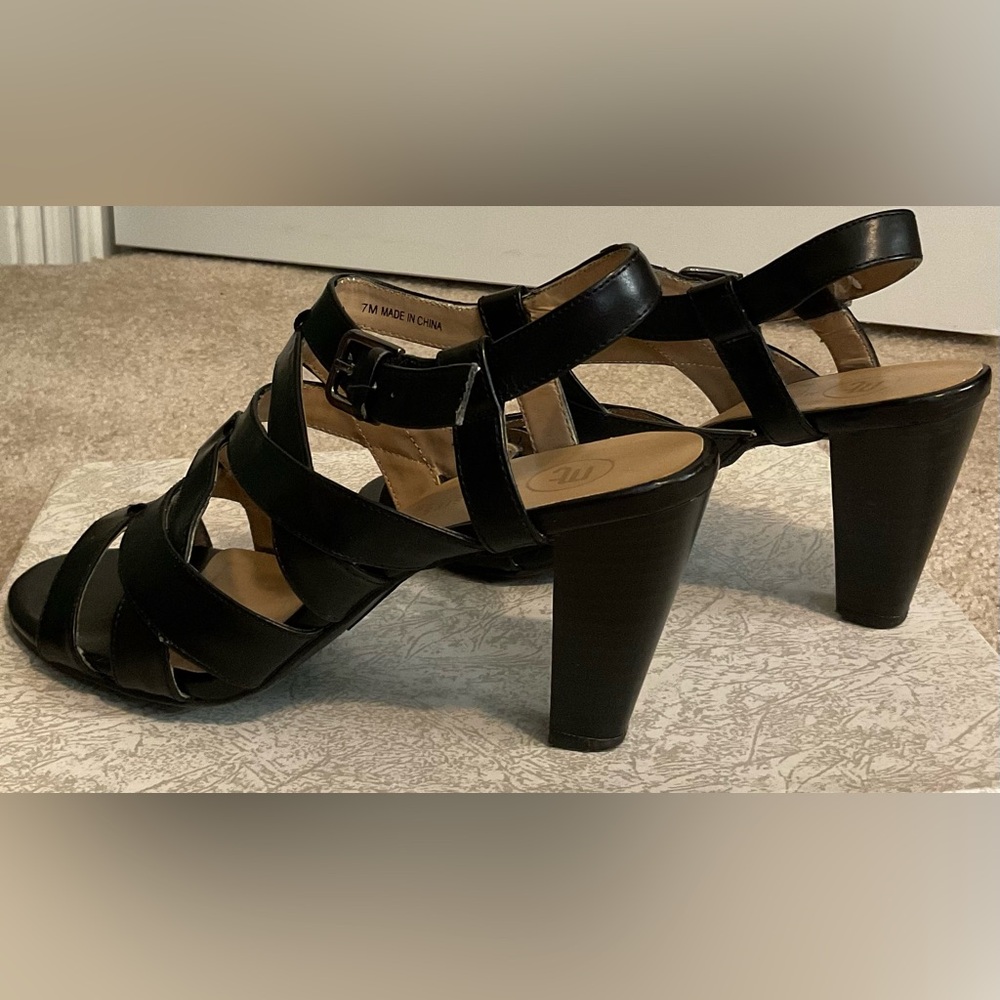 Mootsies Tootsies Black Strappy Heels - Picture 2 of 2
